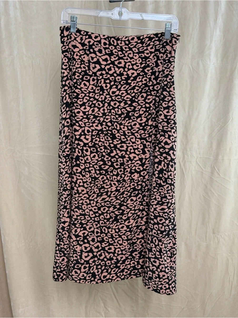 SHEIN Leopard-Print Midi Skirt with Front Slit - Black/Tan